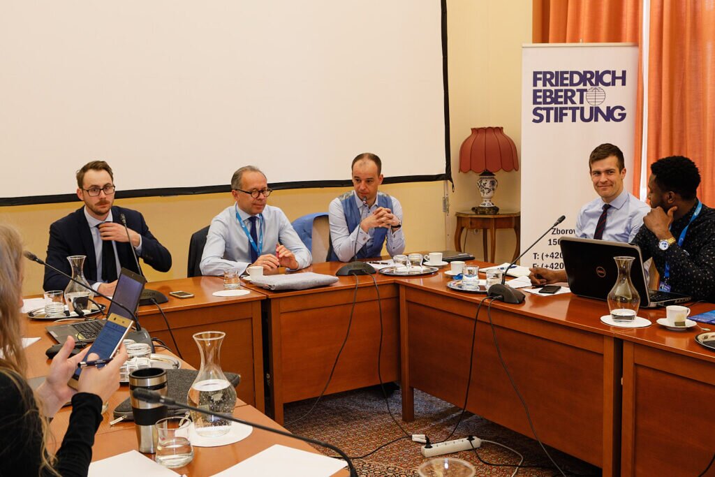 Eager to make an impact in the EU? Join Future European Leaders Forum